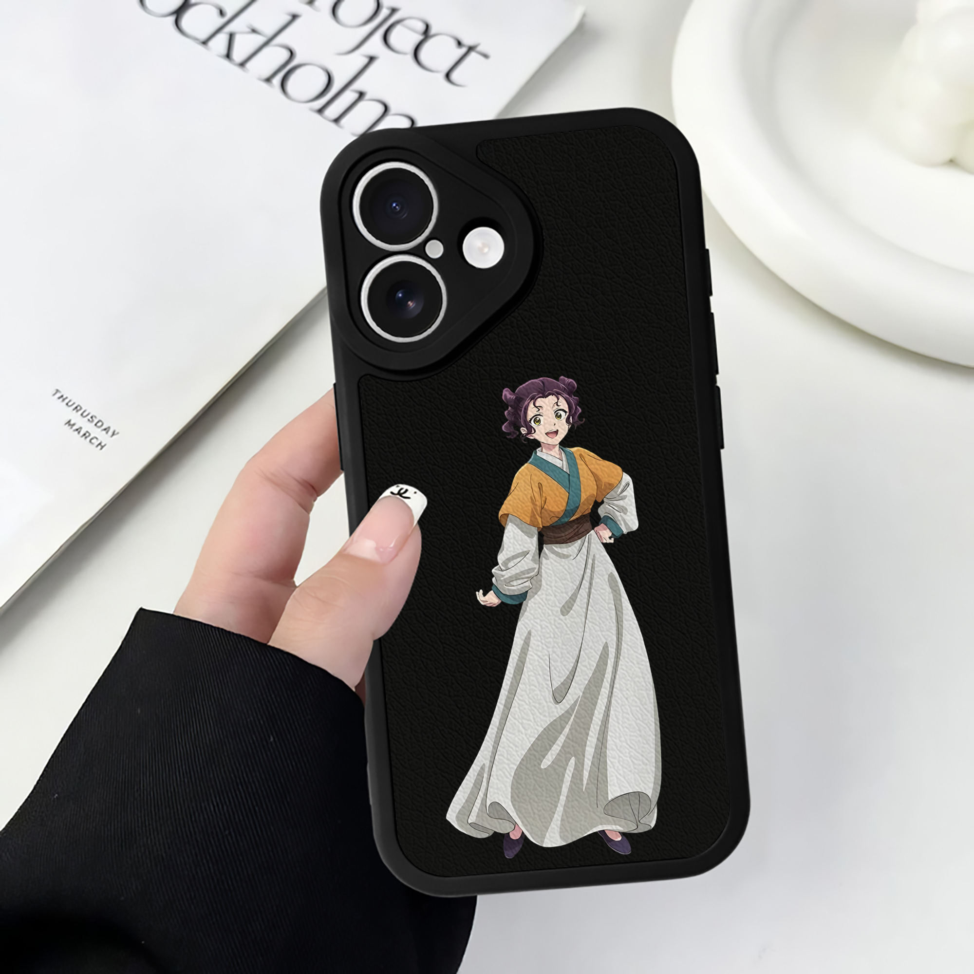 薬屋のひとりごと The Apothecary Diaries 【iPhone 16シリーズ対応】シリコンスマホケース（レザー調） 材質：シリコン